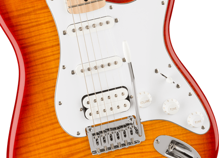 Guitarra Eléctrica Affinity Series™ Stratocaster® FMT HSS, Maple Fingerboard, White Pickguard, Sienna Sunburst