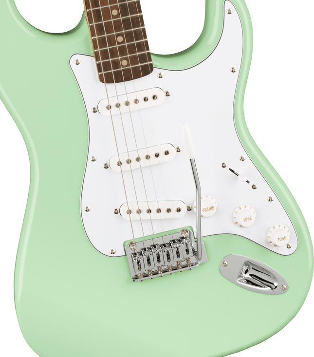 Guitarra Eléctrica FSR Affinity Series™ Stratocaster®, Laurel Fingerboard, White Pickguard, Surf Green