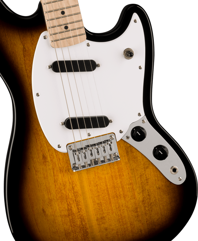 Guitarra Eléctrica Squier Sonic® Mustang®, Maple Fingerboard, White Pickguard, 2-Color Sunburst