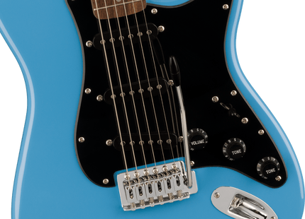 Guitarra Eléctrica Squier Sonic® Stratocaster®, Laurel Fingerboard, Black Pickguard, California Blue